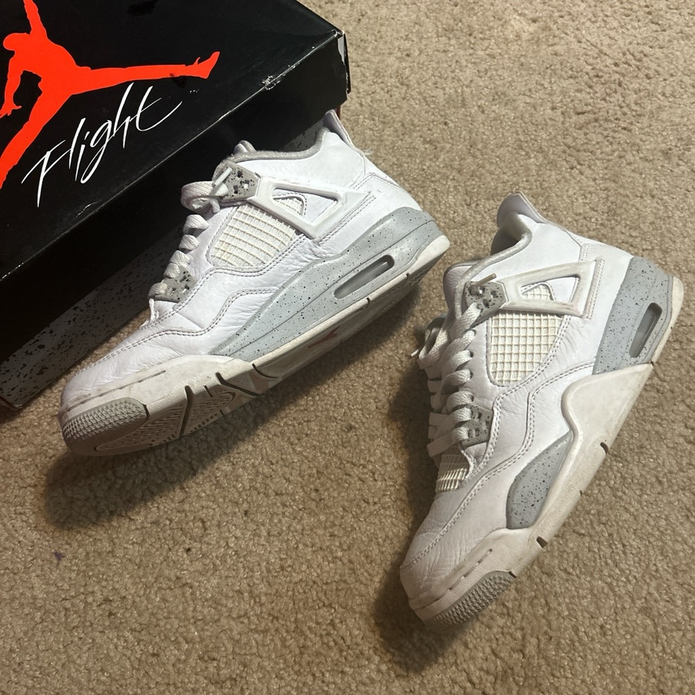 Jordan Men's White and Gray Sneakers